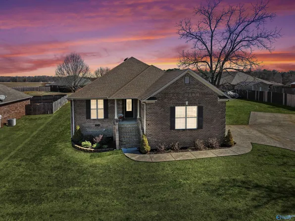 19374 Meadows Rd, Athens, AL 35613