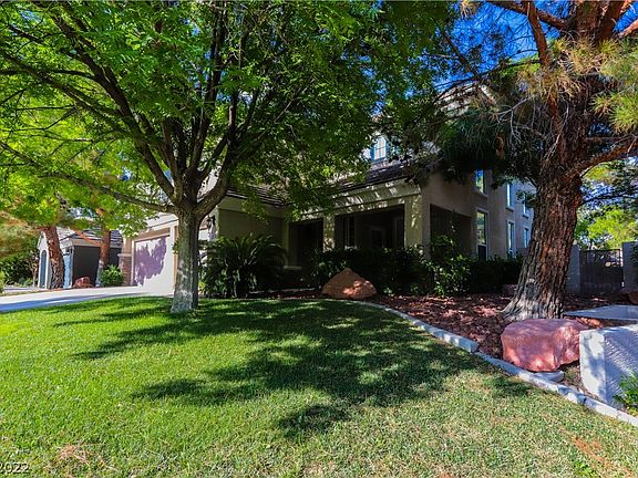 4th image of 1008 Meadowleah St
