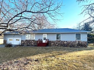 621 N Gunbarrel Rd, Grand Island, NE 68801