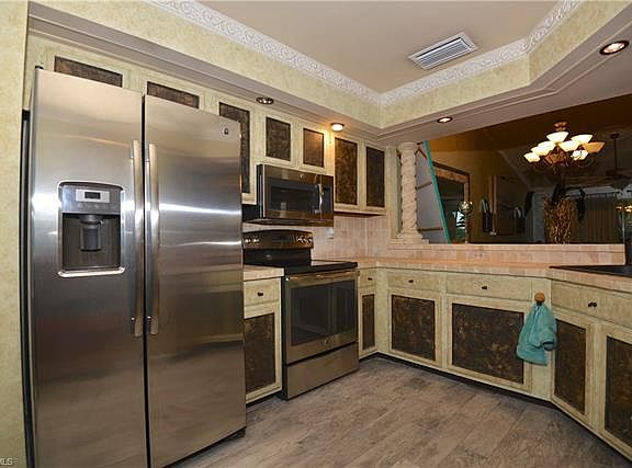 3rd image of 2250 W Crown Pointe Blvd #E-222