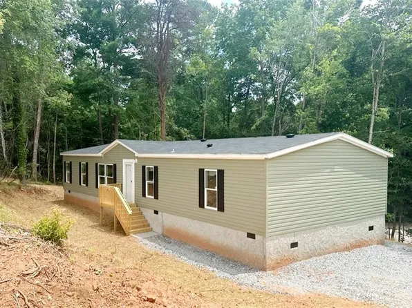 3224 Hall Dr, Gainesville, GA 30501
