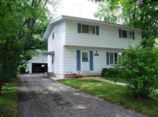 1068 Mobile St, Lake Geneva, WI 53147