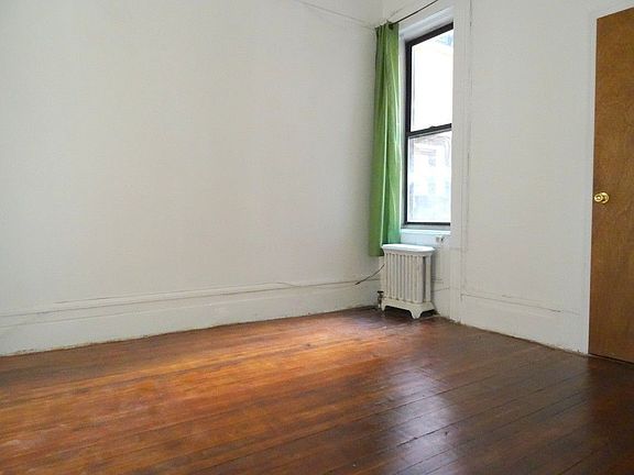 3rd image of 157 W 105th St APT 3WF