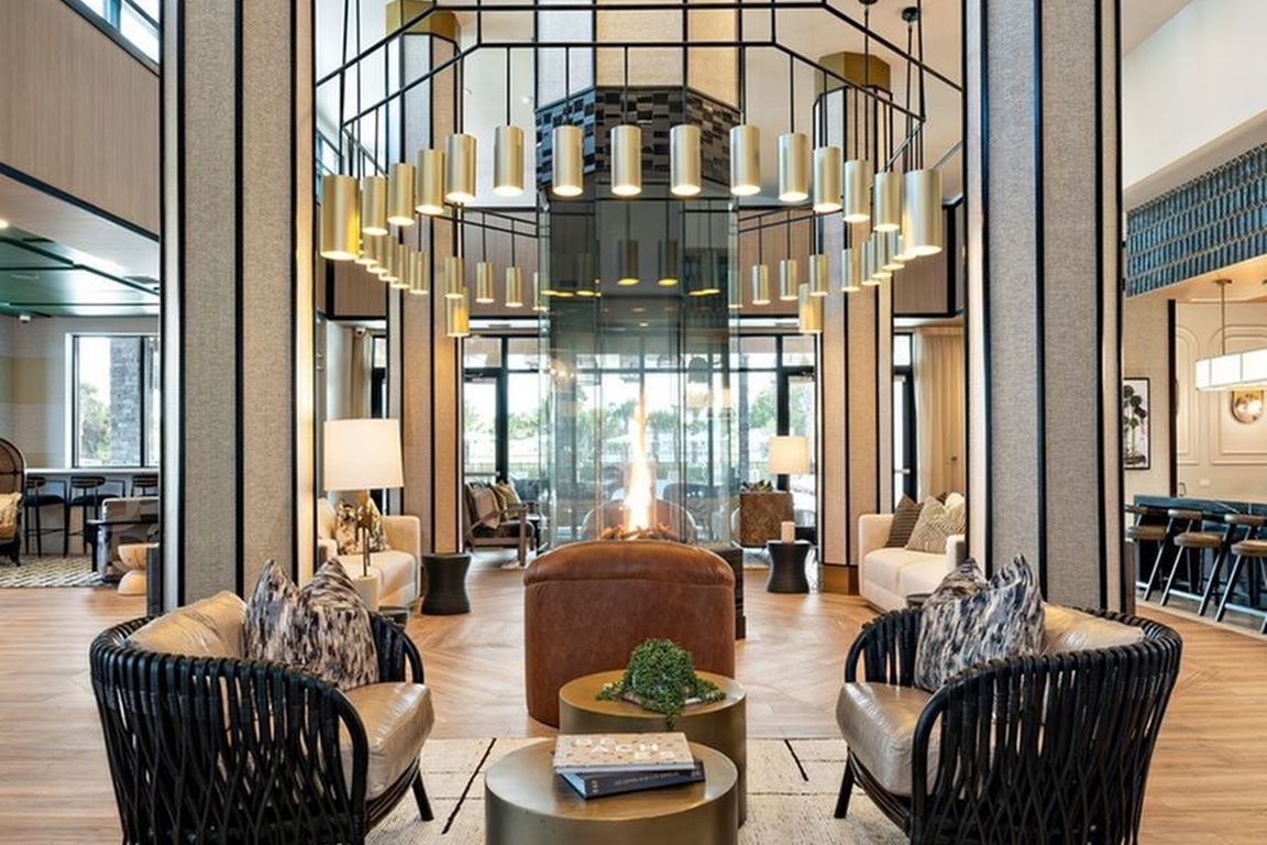 Fireside Lounge