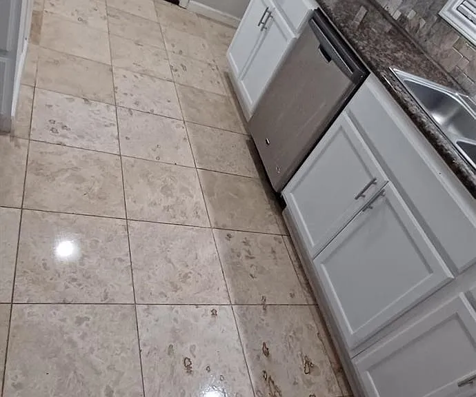 1017 Oak Dr — Photo 5