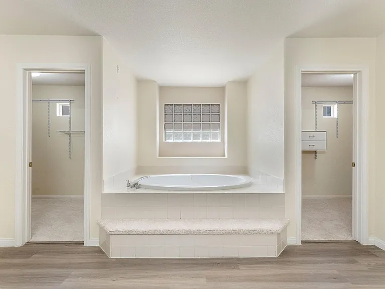 8901 Goldstone Ave — Photo 36