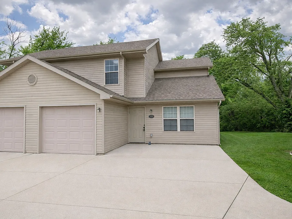 2119 Ballenger Ln