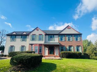 8 Ivy Lane, Wrightstown, NJ 08562