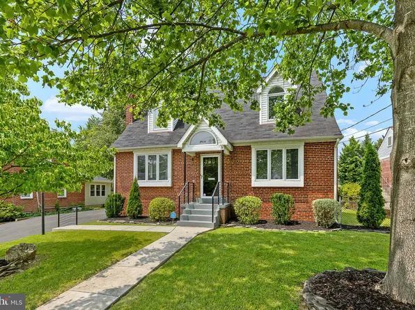 2914 Lawrence Dr, Falls Church, VA 22042