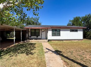1207 Taylor Ave, Rule, TX 79547