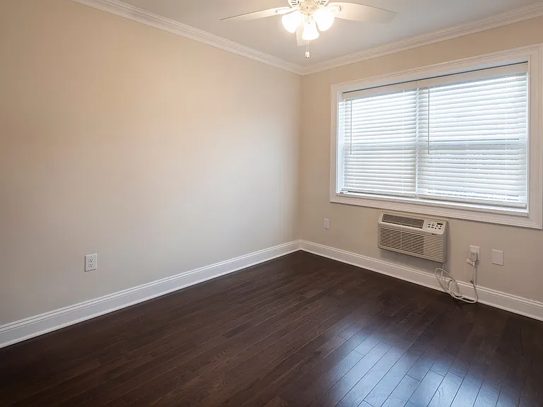 The Parkview at Polifly: In-Unit Washer & Dryer, Heat and Water Included, and Cat & Dog Friendly — Photo 65