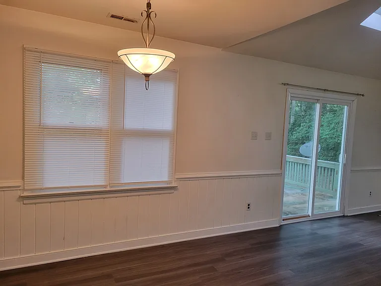 4630 Brookridge Rd — Photo 2