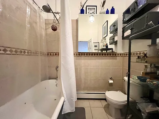 Rented by Nolita Group | media 14