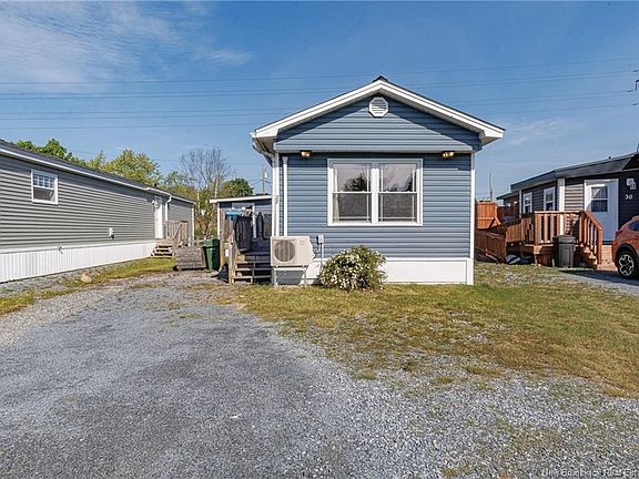 2nd image of 32 Violet St