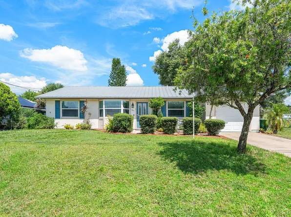 3541 SW Voyager Street, Port St Lucie, FL 34953