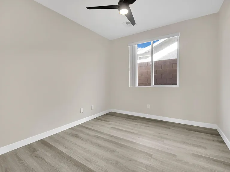7752 Sundial Peak St — Photo 13