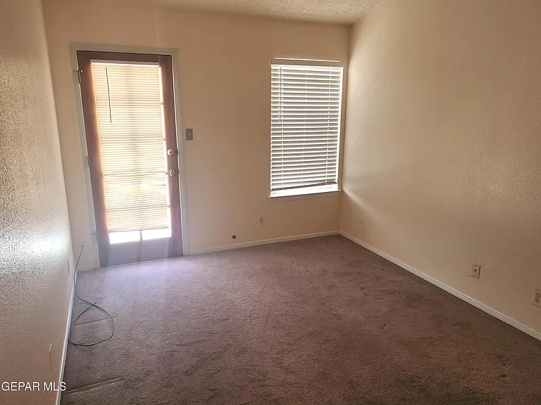10859 Golden Sands Dr — Photo 8