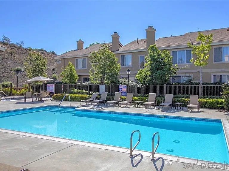 9447 Questa Pointe — Photo 29