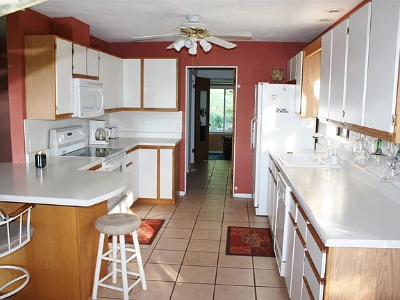 5th image of 205 Alford Dr