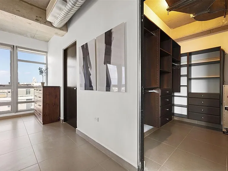 404 Avenue Constitucion #7 — Photo 10