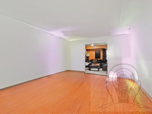 3rd image of 1158 Kingsport Dr