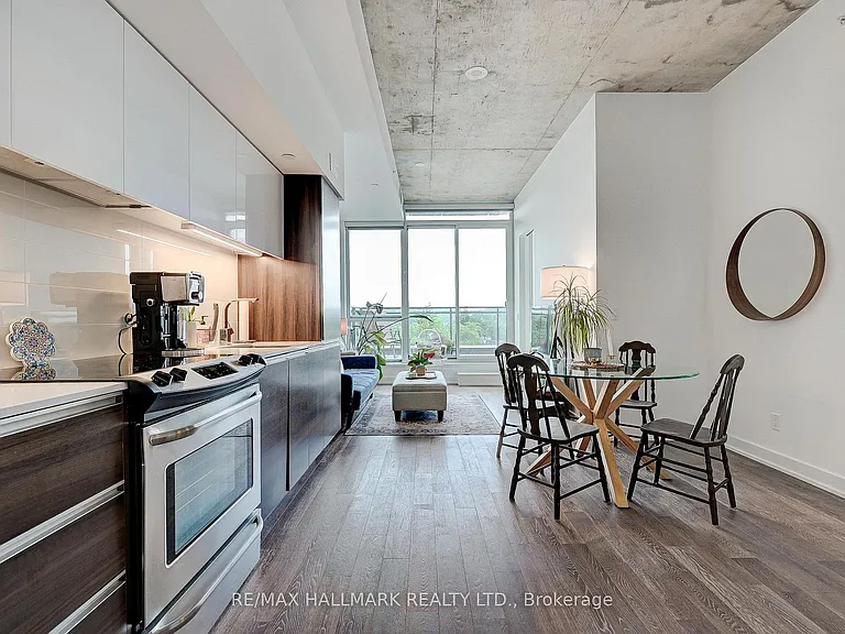 1238 Dundas St E #813 — Photo 17
