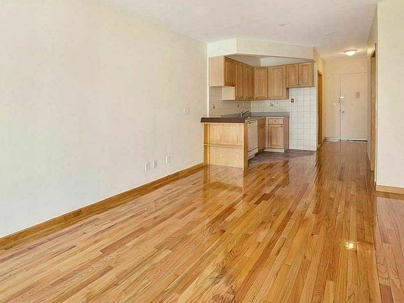 4th image of 1794 3rd Ave APT 3A