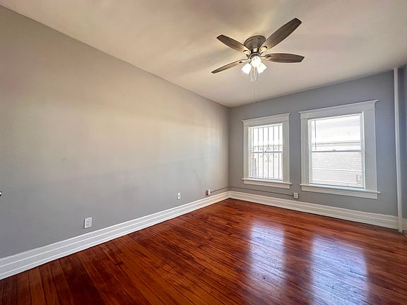 3rd image of 1647 W 11th St APT 205