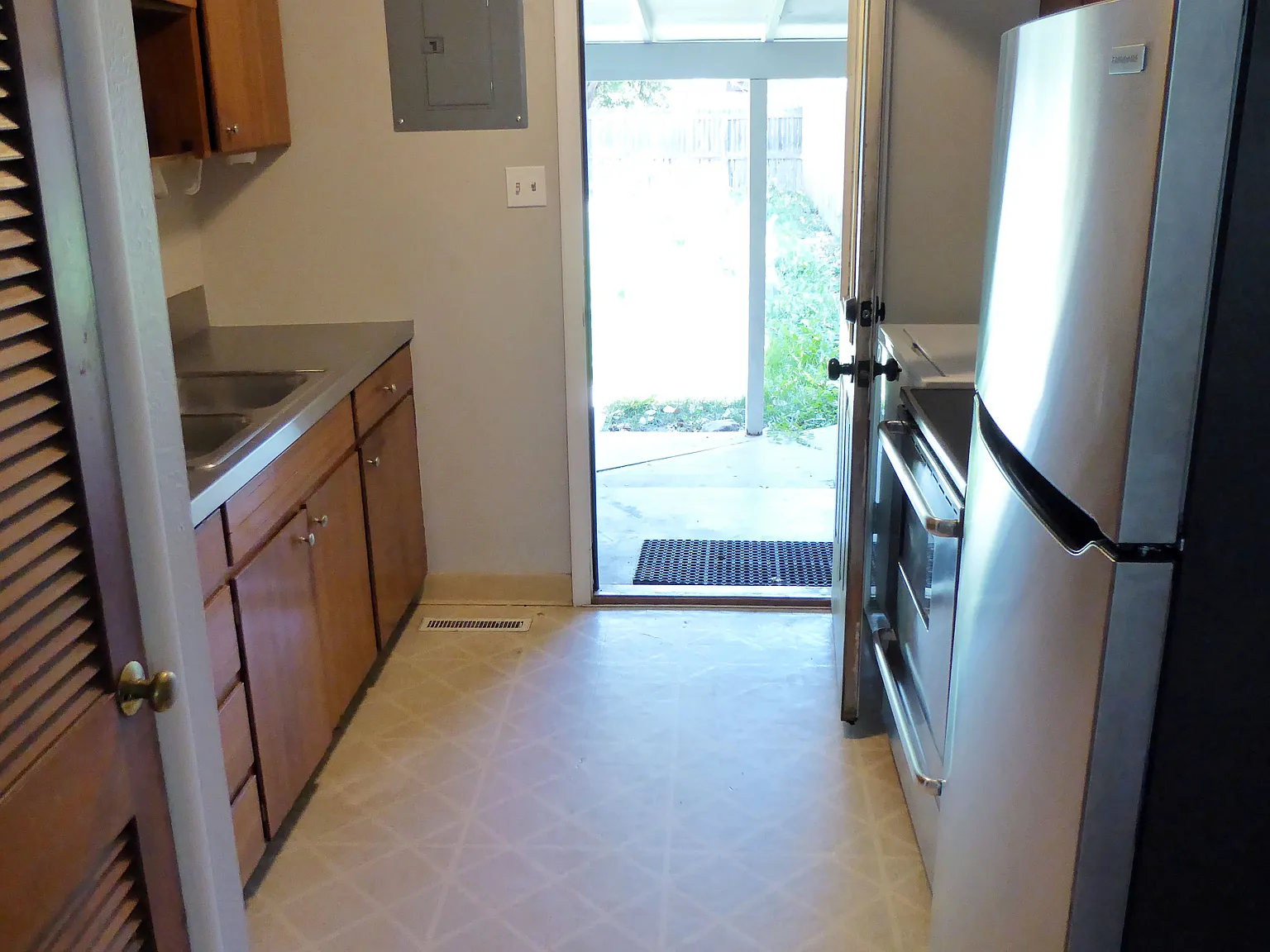 2 bed, 662 sqft, $1,595 — Photo 4