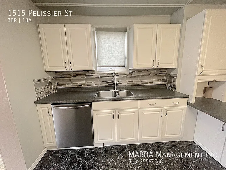 1515 Pelissier St — Photo 9