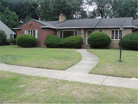 4th image of 17607 Magnolia Pkwy