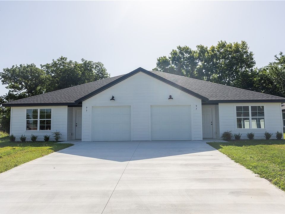 1st image of 93 Rainsong St