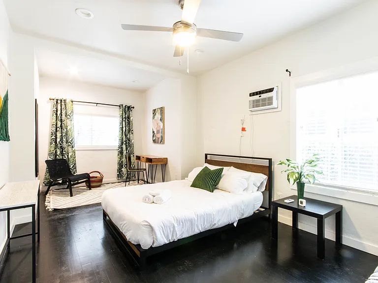 1806 Washington Way #B — Photo 17