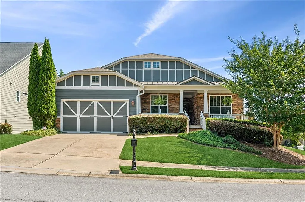3341 Noble Fir Trce SW photo 1