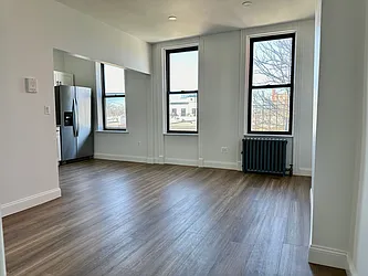 1419 Jefferson Avenue, #3