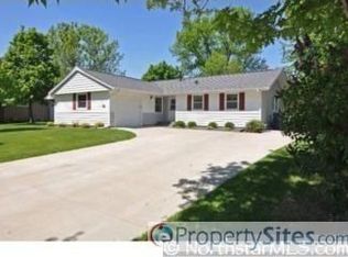 11732 Bittersweet St NW, Coon Rapids, MN 55433