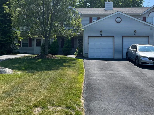 15 Nancy Ct, Monroe, NY 10950