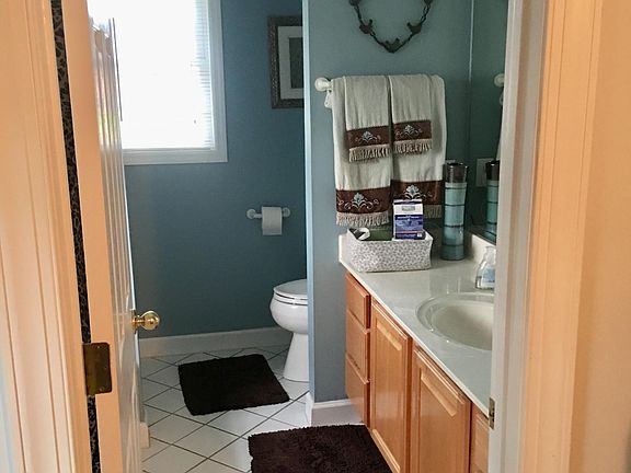 Master Bathroom with jacuzzi tub