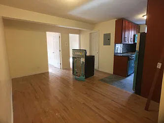 Rented by Sterea Agency