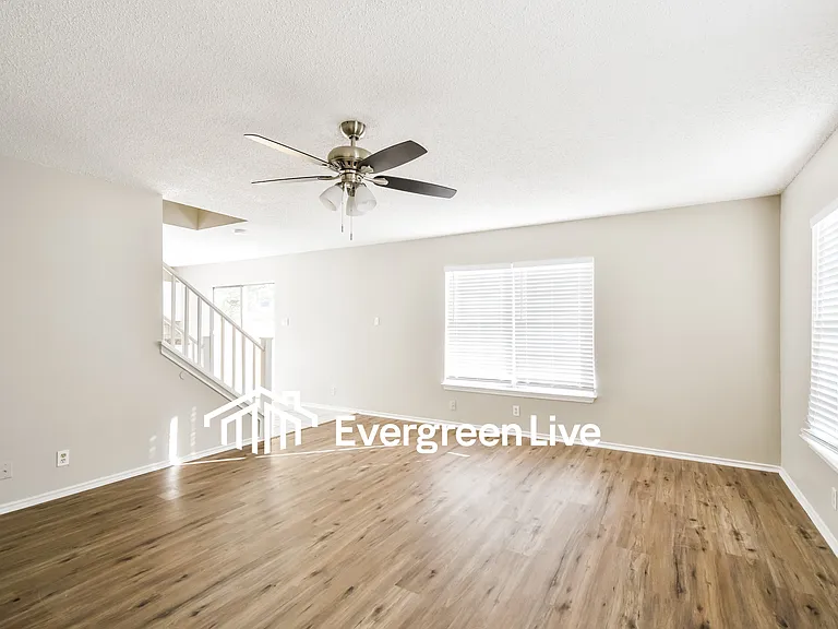 6015 Encanto Point Dr — Photo 13