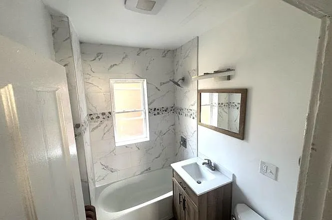 Greenwood 2bd — Photo 2