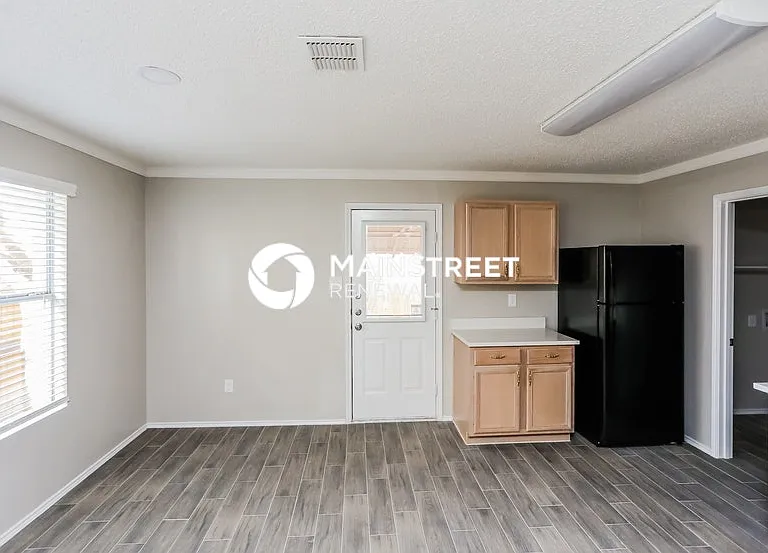 101 Crystalwood Dr — Photo 14