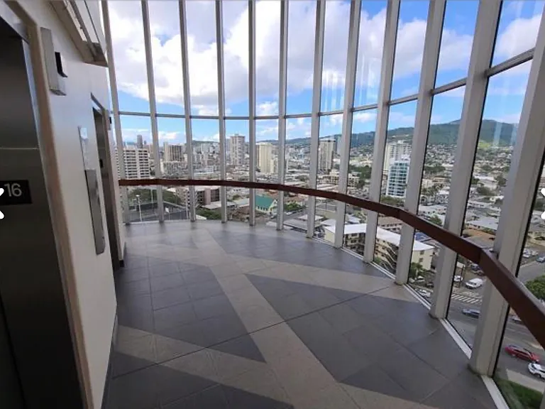 500 University Ave #515 — Photo 5