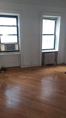 Rented by Green Line Realty | media 8