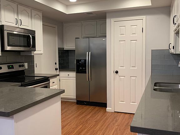 2nd image of 1087 Almaden Village Ln