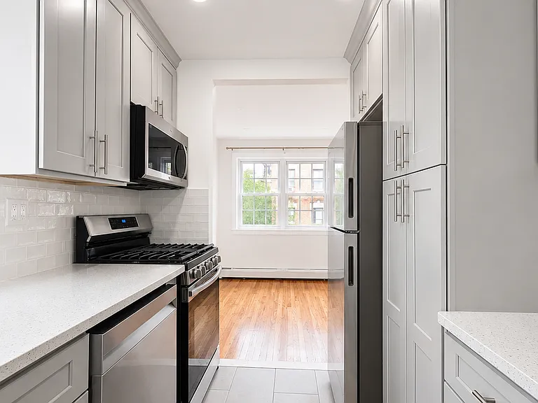 24-43 41st St #3A — Photo 3