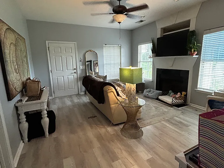 375 Northwood St — Photo 6