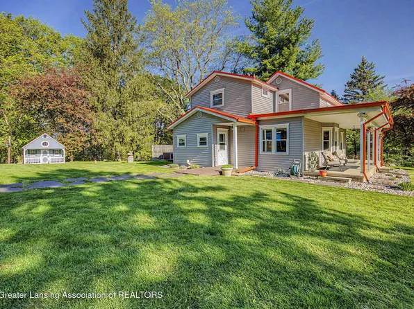 4113 Dell Rd, Lansing, MI 48911