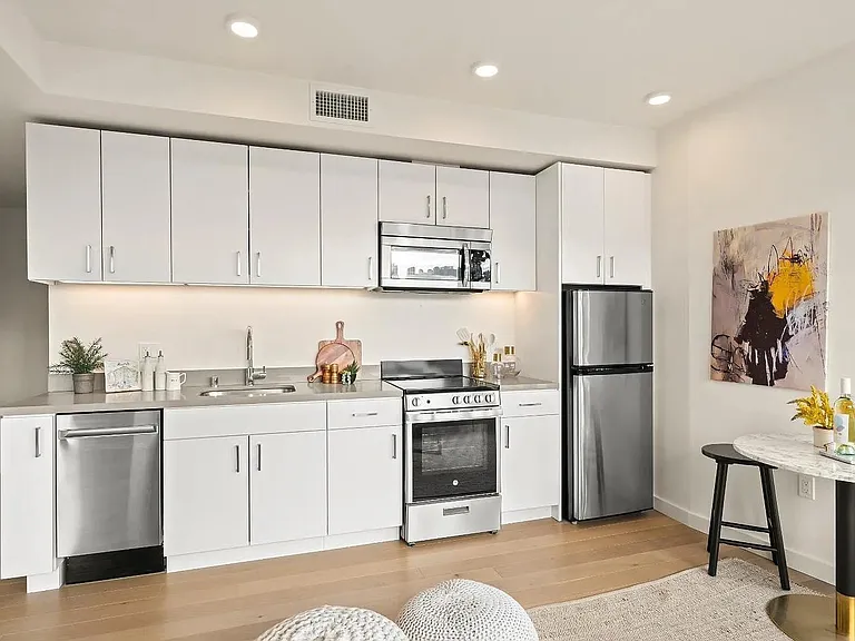 1201 Sutter St #608 — Photo 14
