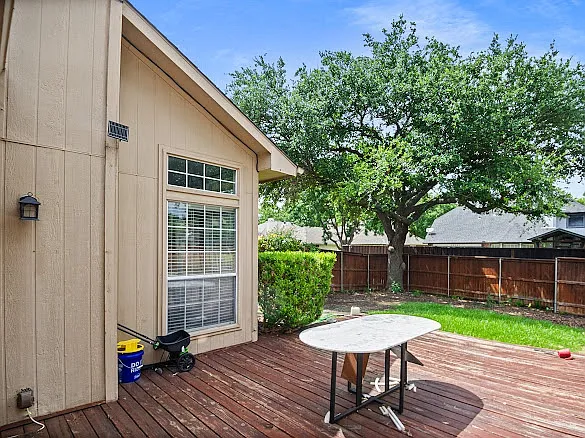 10800 Alexandria Dr — Photo 21